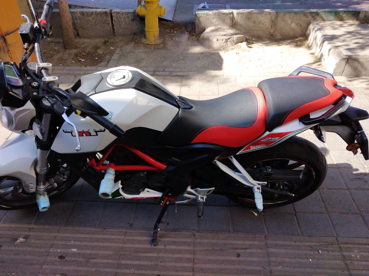 روکش زین بنلی