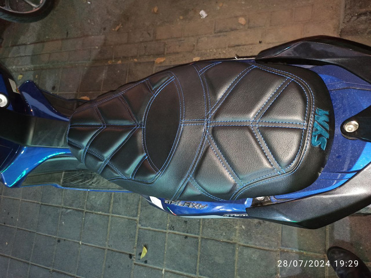 روکش زین جی 200