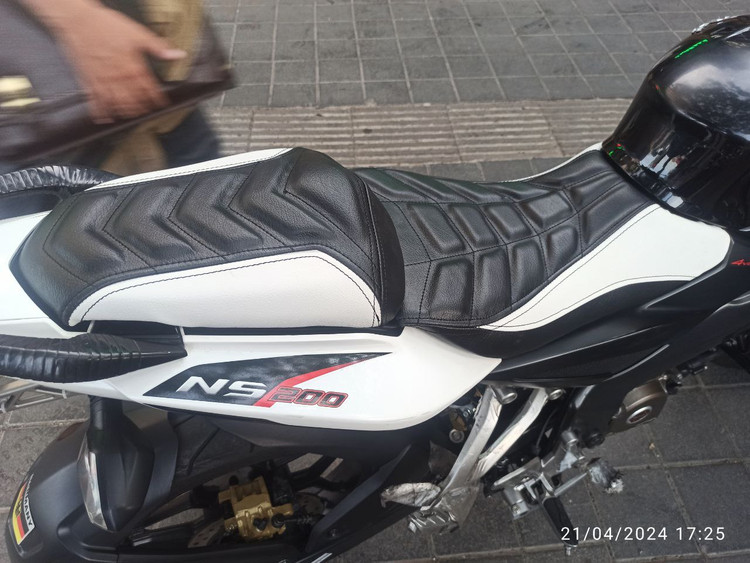 ان اس